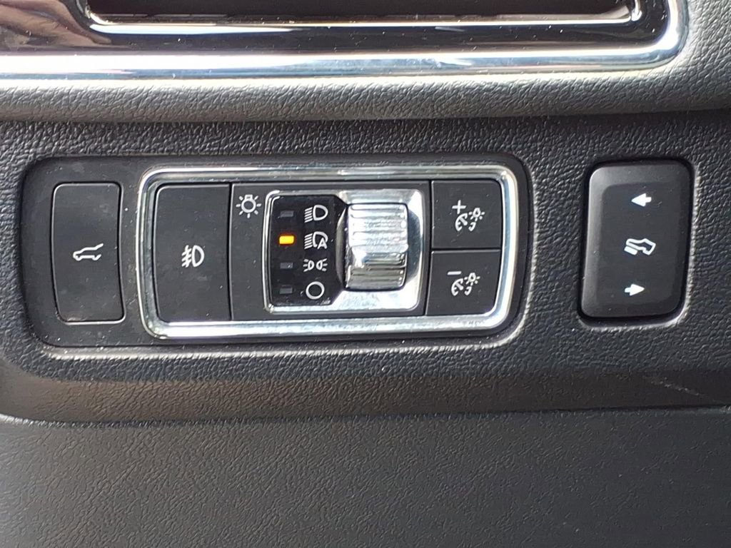 Used 2022 Lincoln Navigator Reserve AWD/4WD image 20