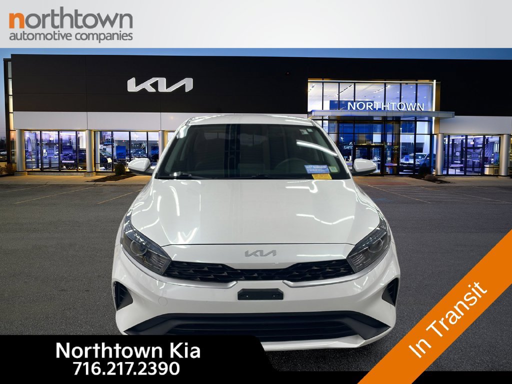 Used 2023 Kia Forte LXS FWD image 9
