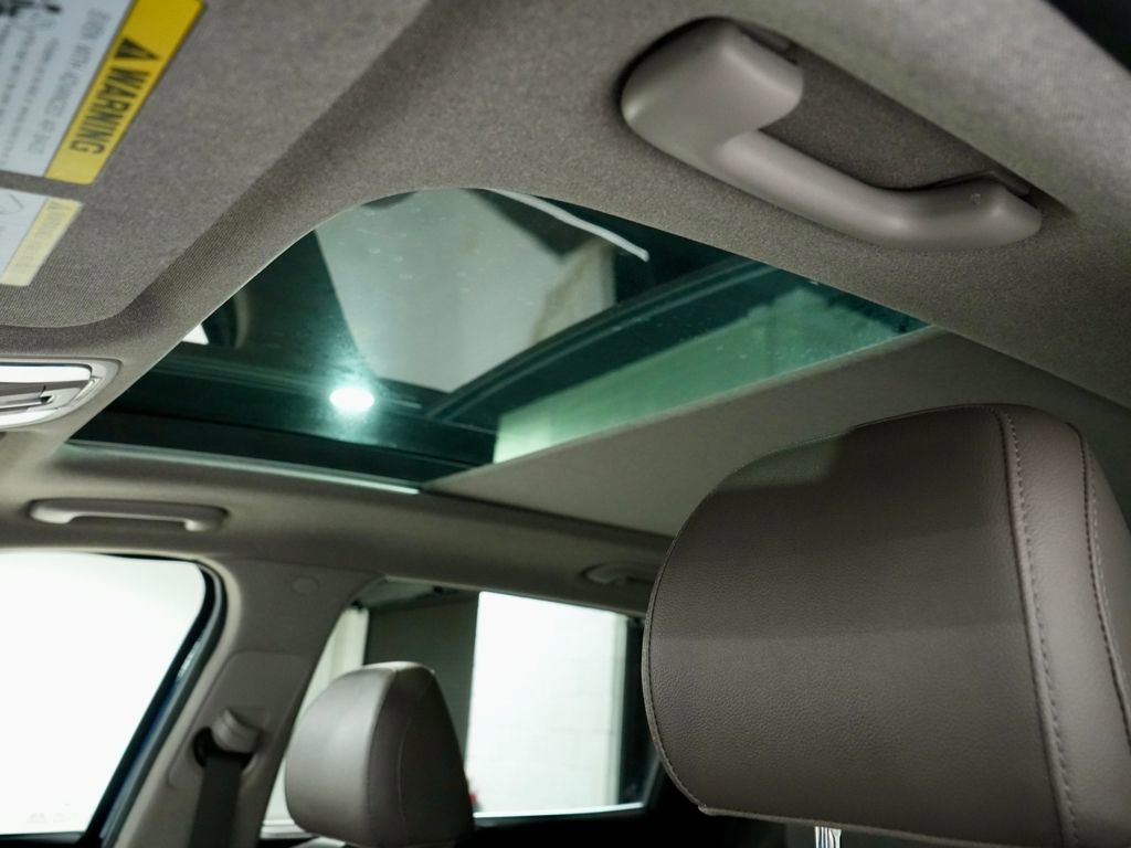 Used 2020 Hyundai Santa Fe Limited image 6