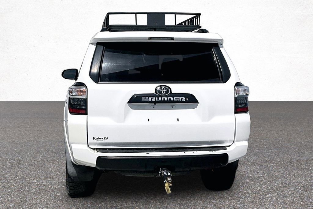 Used 2018 Toyota 4Runner TRD Off-Road AWD/4WD image 6