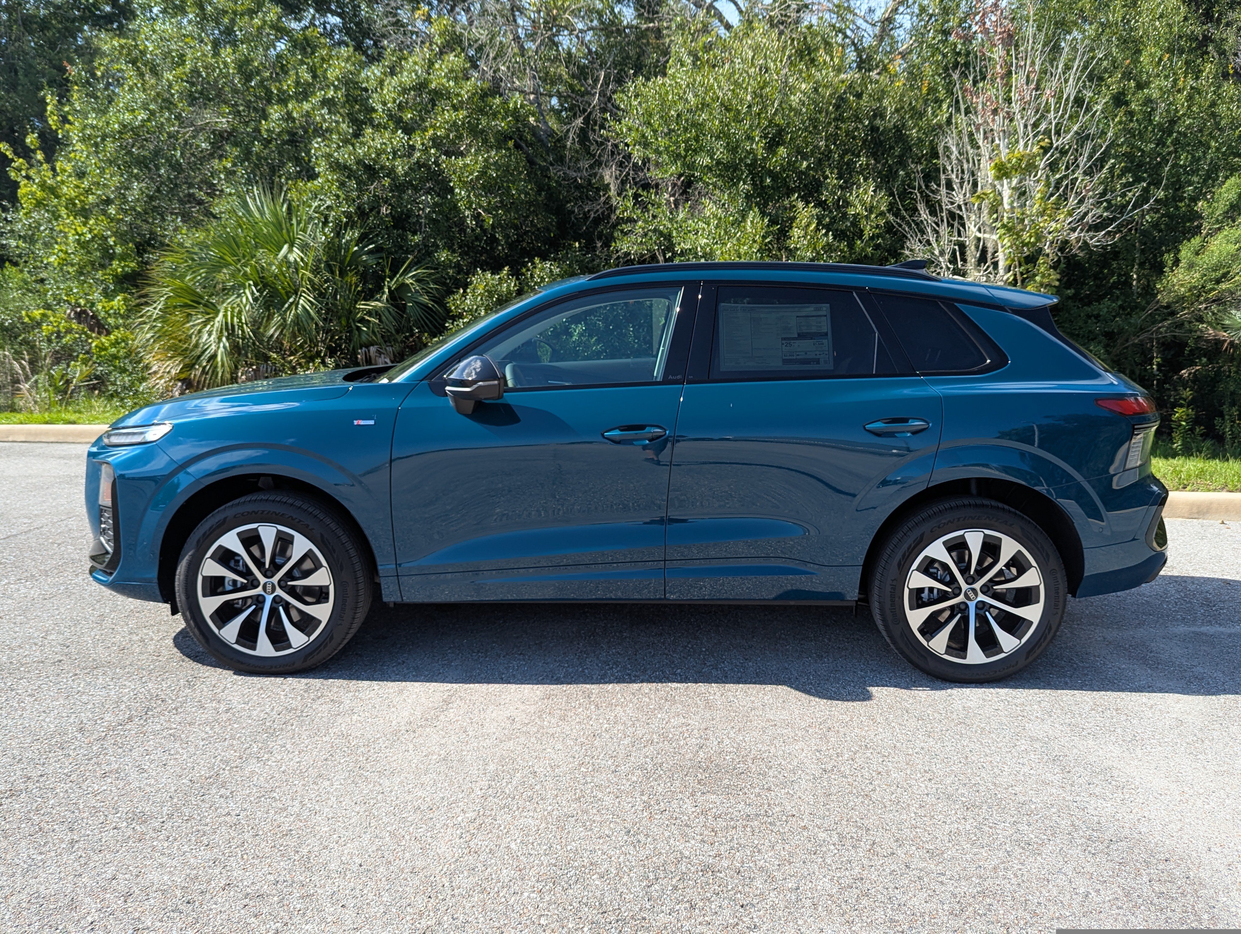 New 2026 Audi Q3 quattro 2.0T AWD/4WD image 4