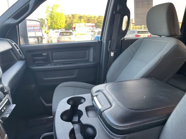 Used 2024 RAM 3500 Tradesman w/ Chrome Appearance Group image 10