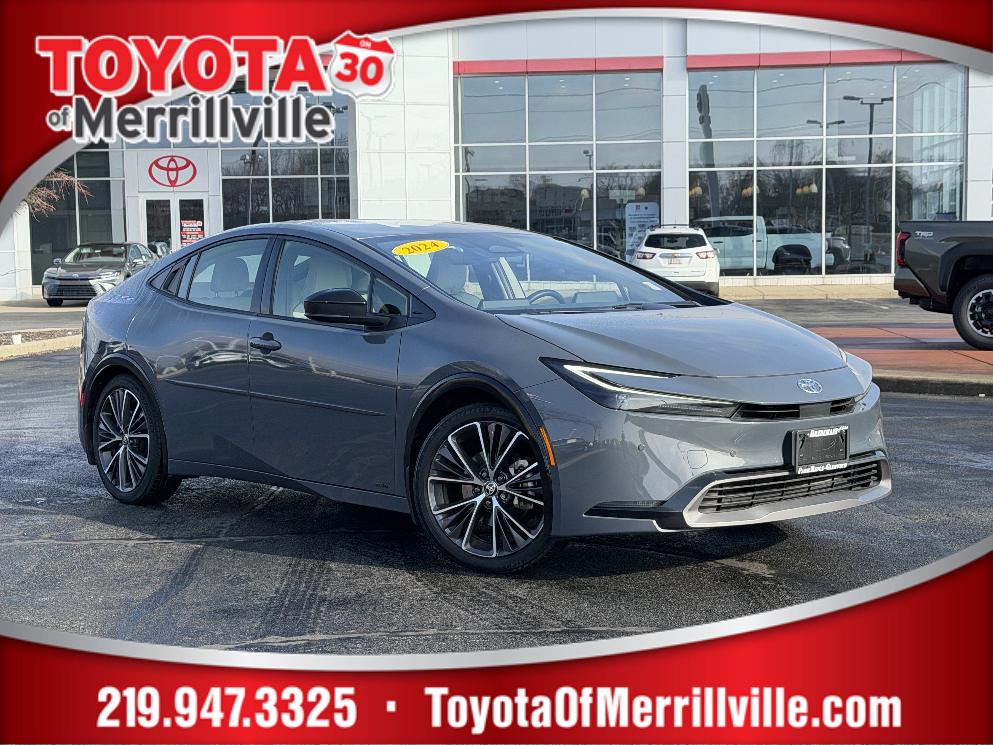 Used 2024 Toyota Prius XLE image 1