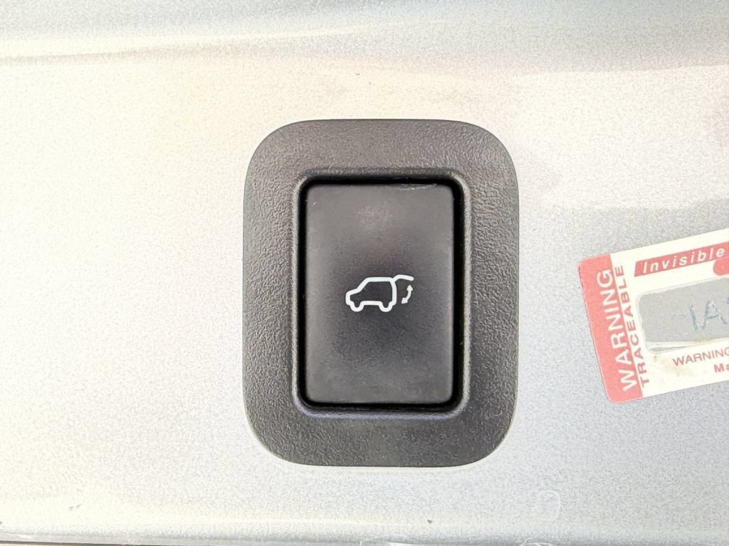 Used 2016 Toyota Highlander XLE FWD image 30