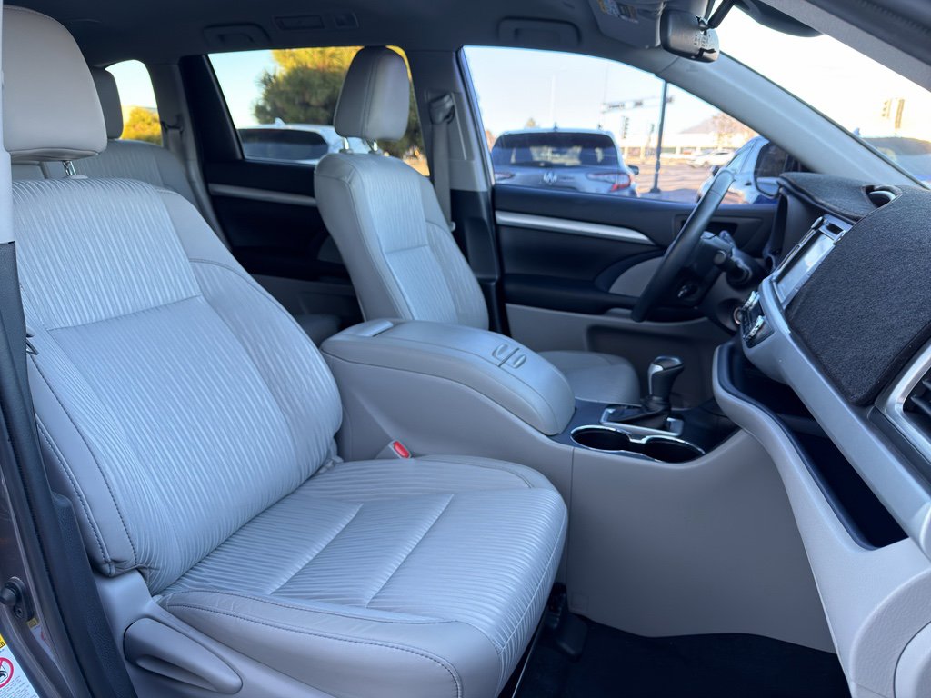 Used 2019 Toyota Highlander Plus image 15