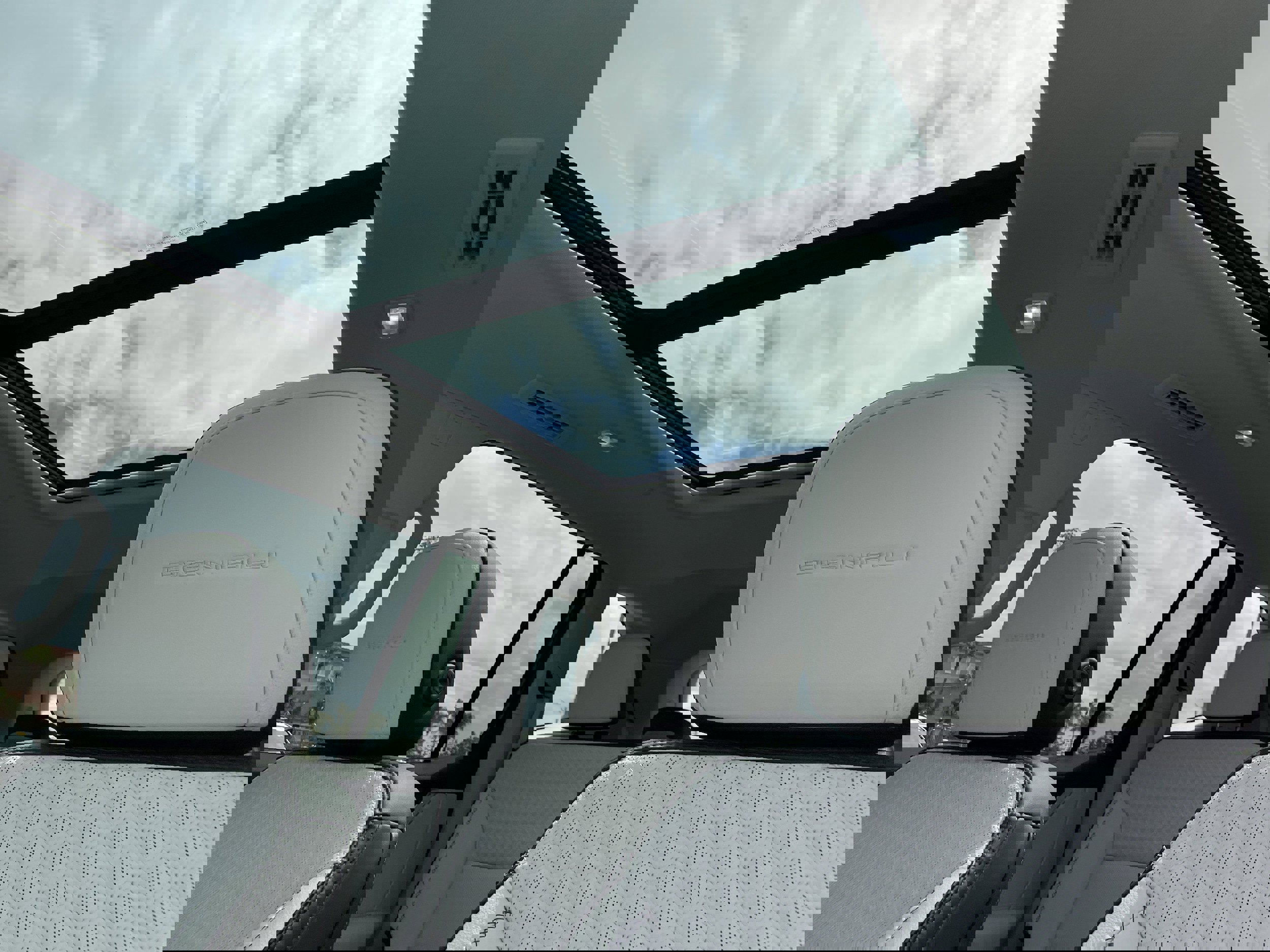 Certified 2025 GMC Acadia Denali w/ Super Cruise Package image 22