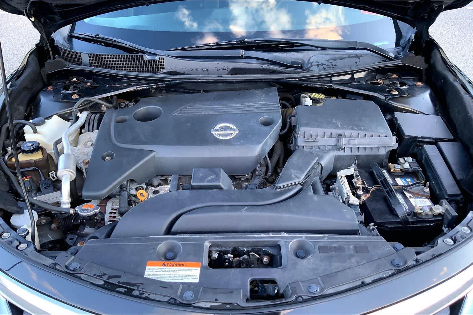 Used 2015 Nissan Altima 2.5 SV w/ Convenience Package FWD image 30