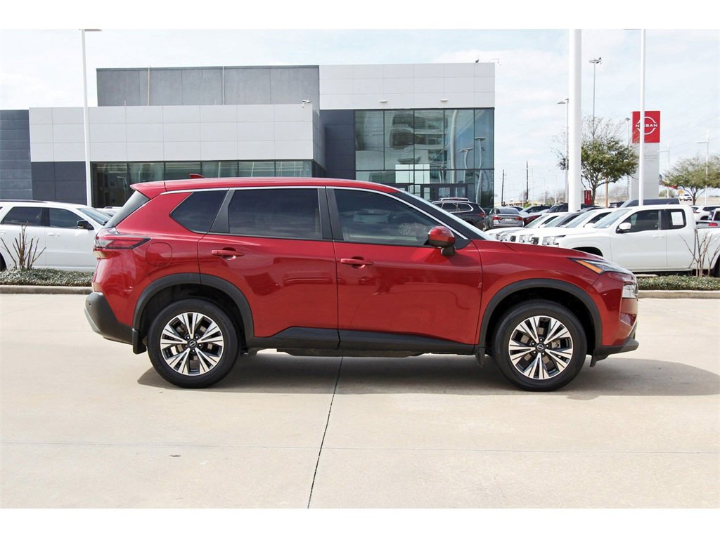 Used 2023 Nissan Rogue SV image 7