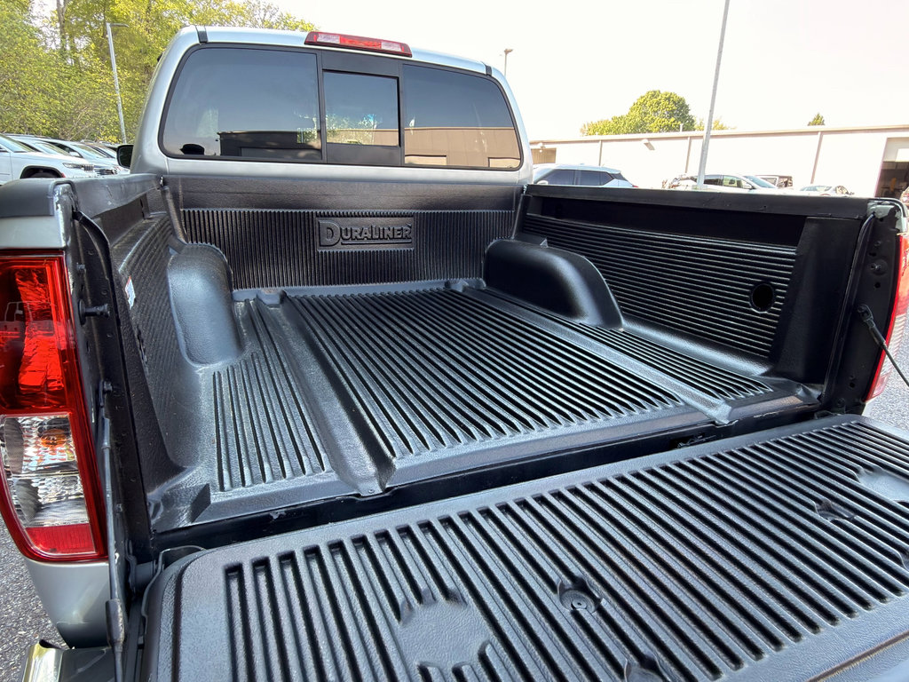 Used 2019 Nissan Frontier SV image 23