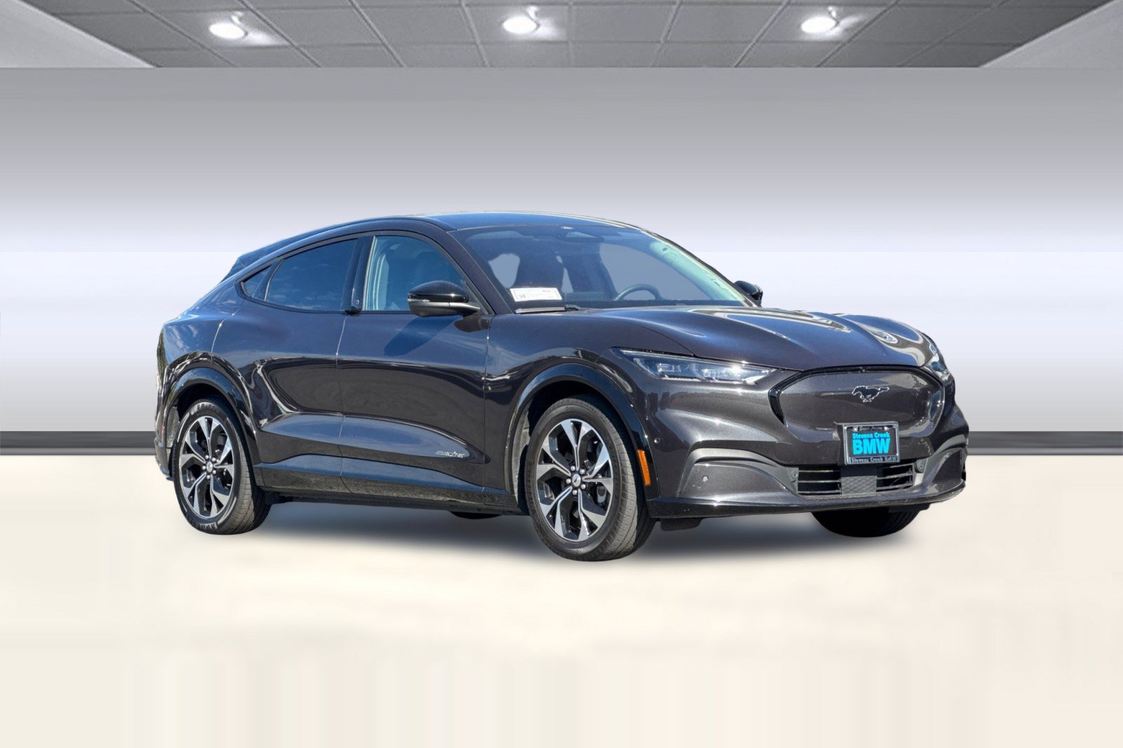 Used 2022 Ford Mustang Mach-E Premium RWD image 6