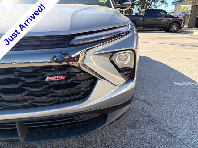 Used 2025 Chevrolet TrailBlazer RS w/ Driver Confidence Package FWD image 10