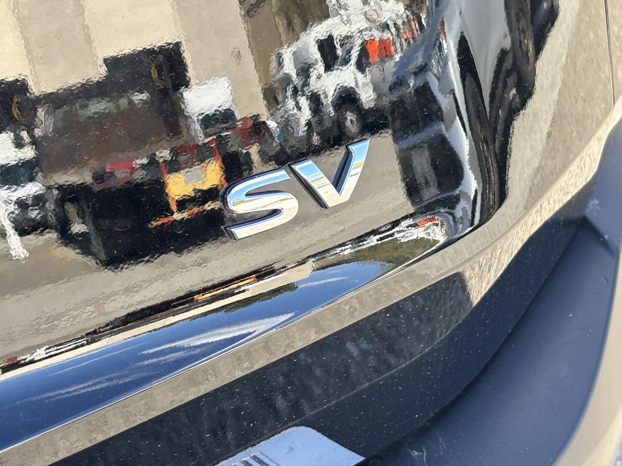 Certified 2023 Nissan Rogue SV FWD image 6