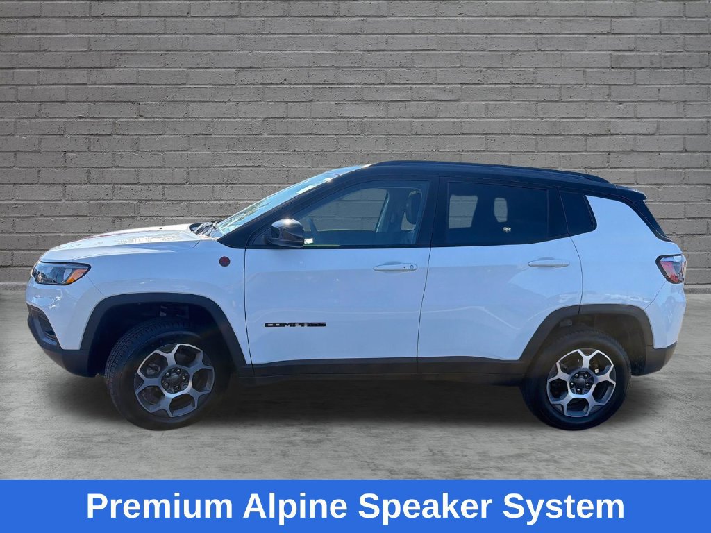 Used 2022 Jeep Compass Trailhawk w/ Sun and Sound Group AWD/4WD image 4