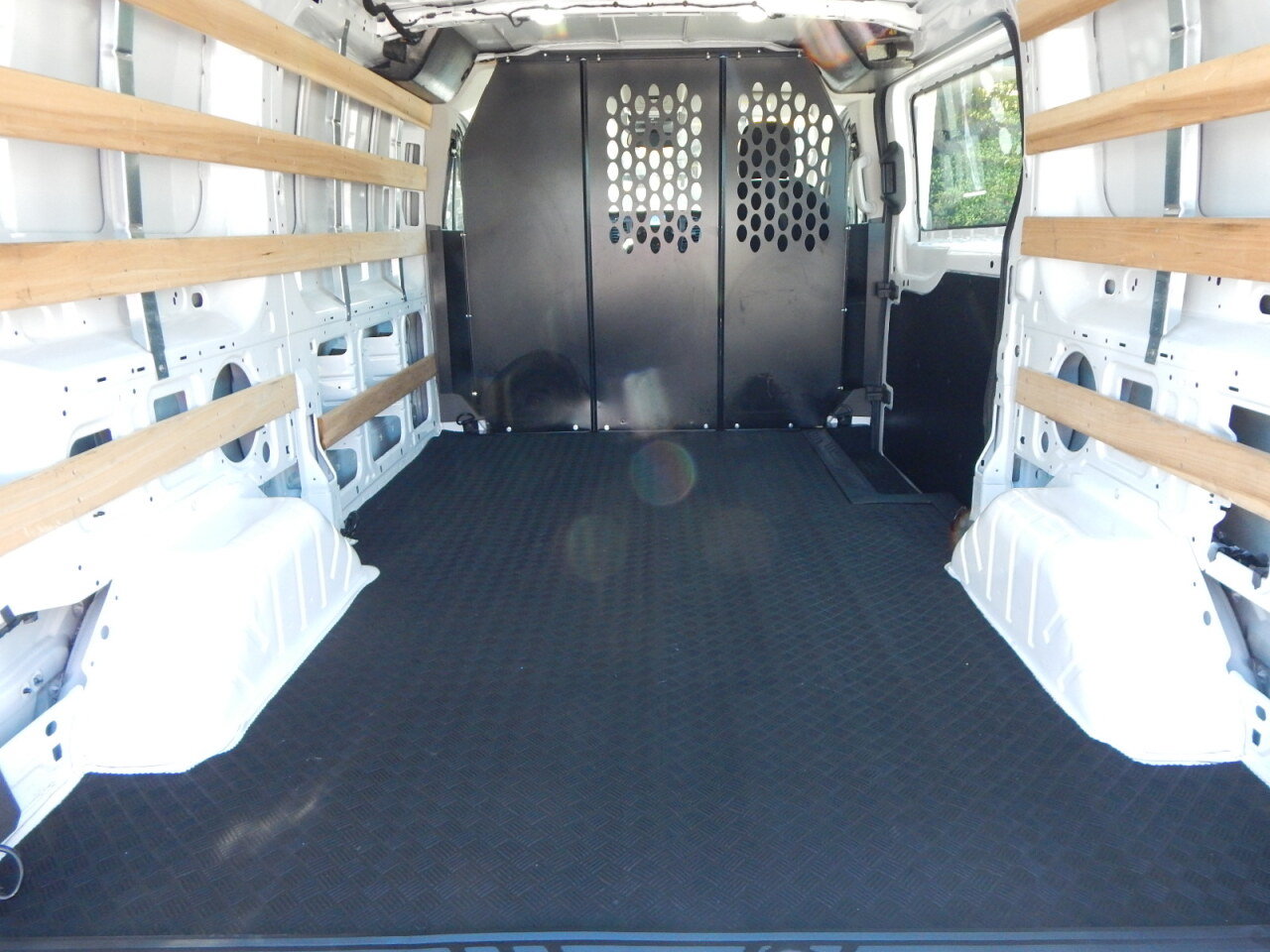 Used 2025 Ford Transit 250 Low Roof w/ Exterior Upgrade Package RWD image 12