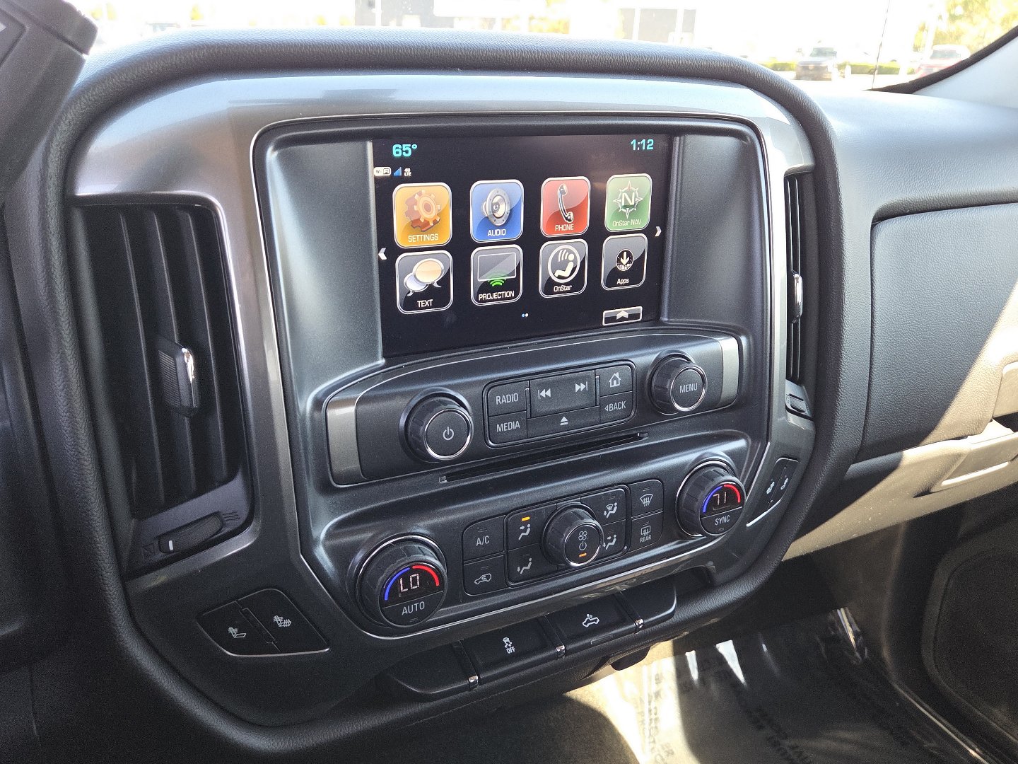 Used 2018 Chevrolet Silverado 1500 LT w/ All Star Edition AWD/4WD image 29