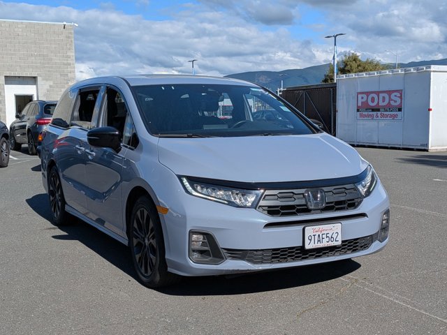 Used 2025 Honda Odyssey Sport-L video 3