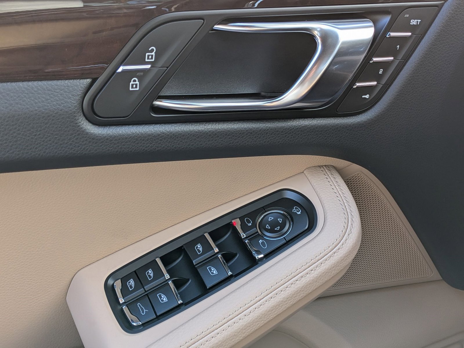 New 2026 Porsche Macan S image 15