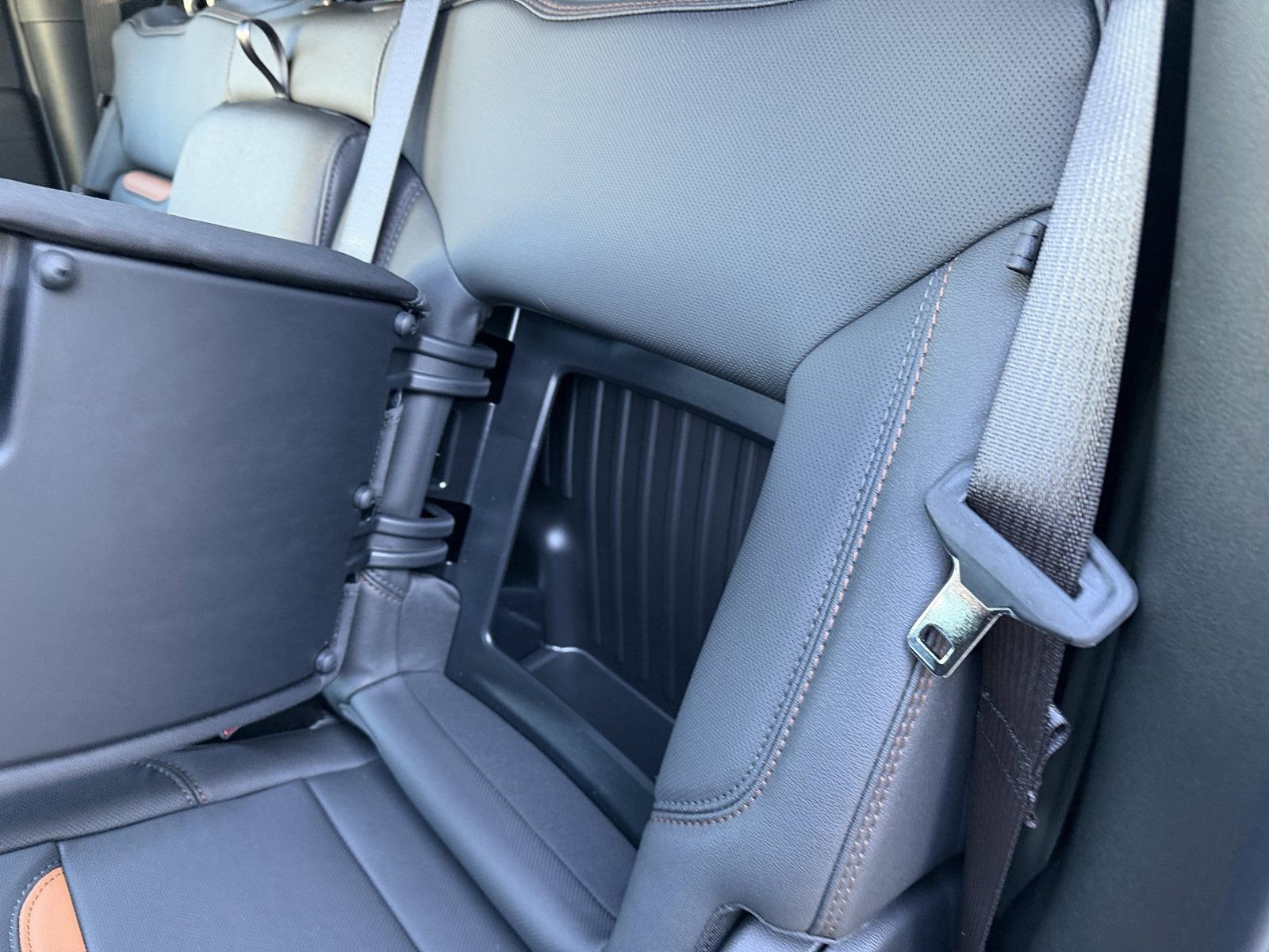 New 2026 GMC Sierra 2500 AT4 w/ AT4 Premium Plus Package image 25