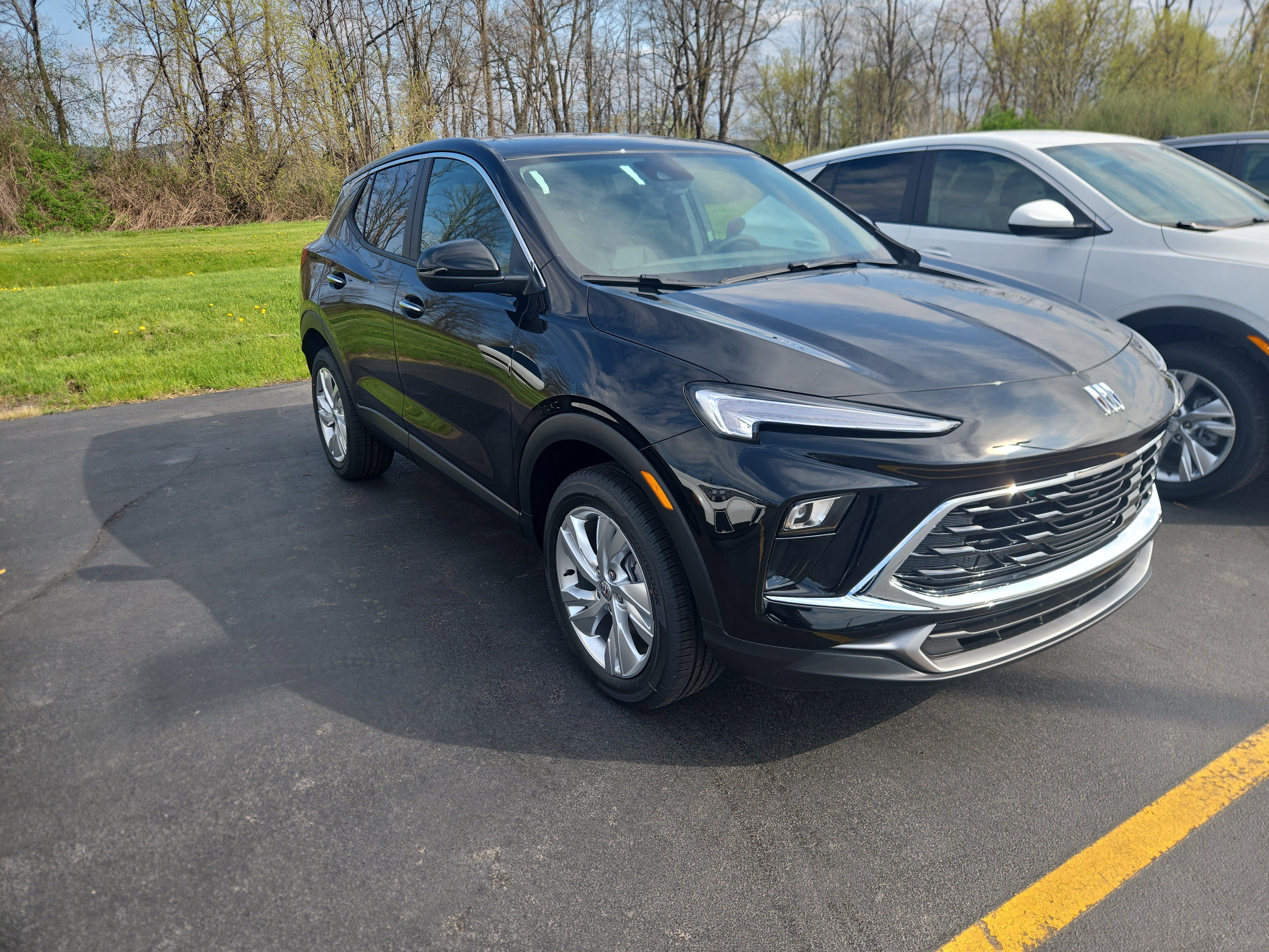New 2026 Buick Encore GX Preferred AWD/4WD image 2