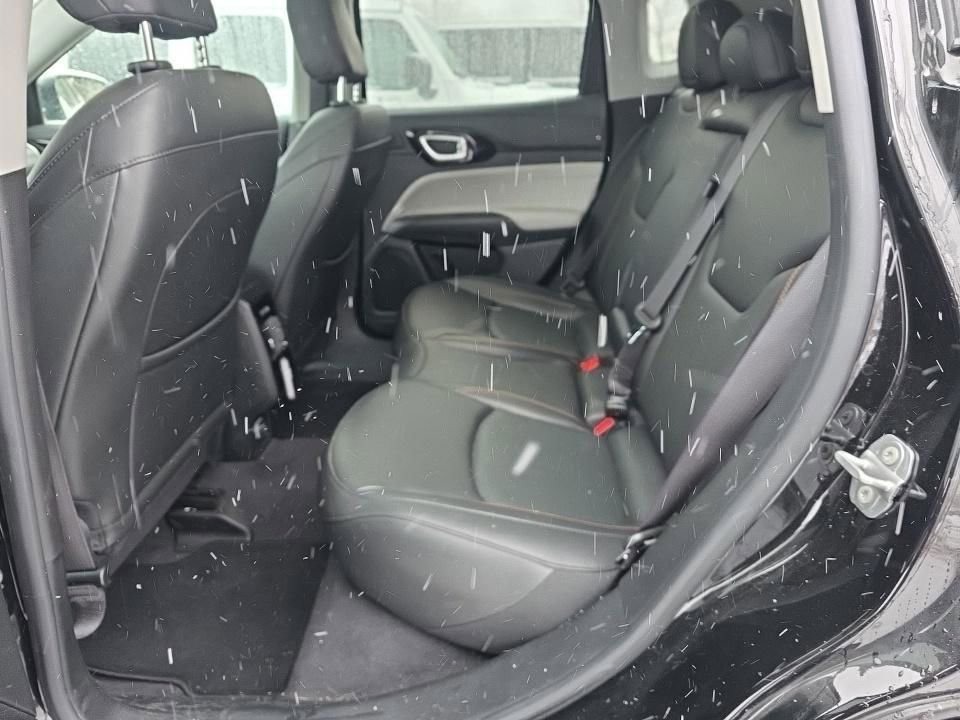 Used 2022 Jeep Compass Limited w/ Sun and Sound Group image 14