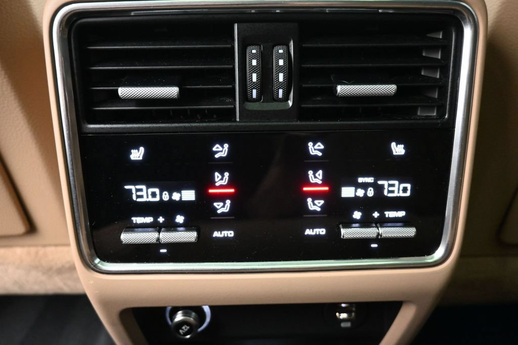 Used 2019 Porsche Cayenne S AWD/4WD image 23