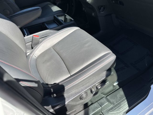 Used 2023 Honda Odyssey Sport image 10