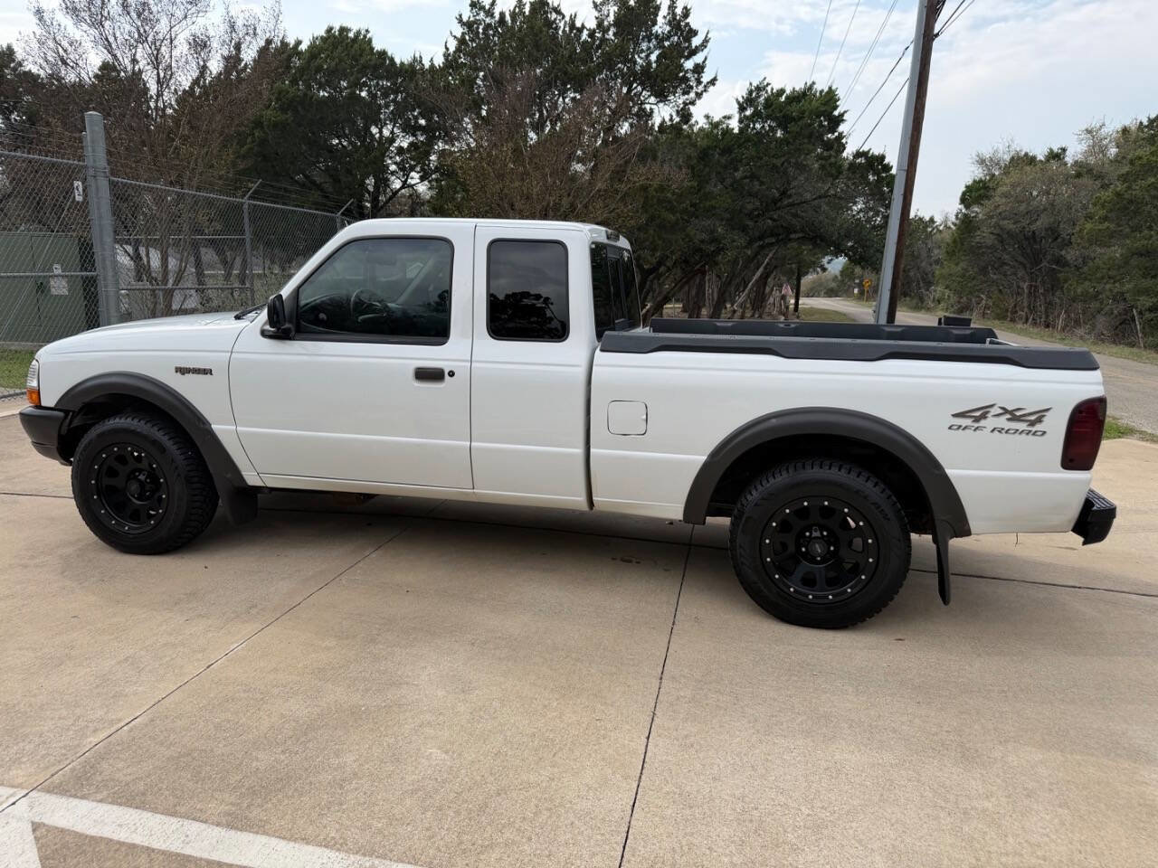Used 2000 Ford Ranger XL image 12