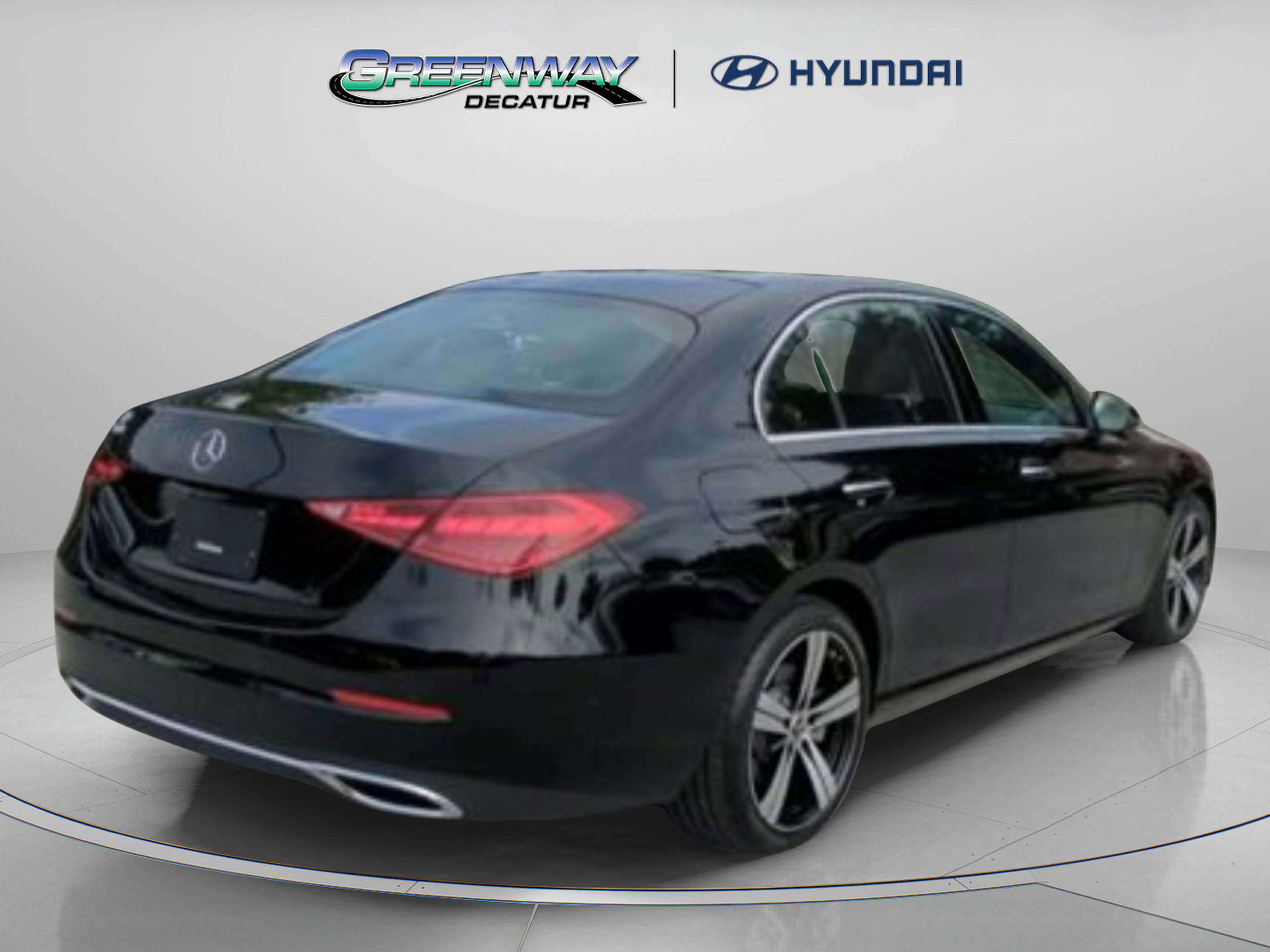 Used 2025 Mercedes-Benz C 300 Sedan image 25