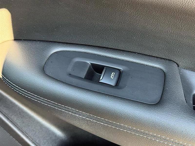 Used 2023 Cadillac XT6 Premium Luxury image 26