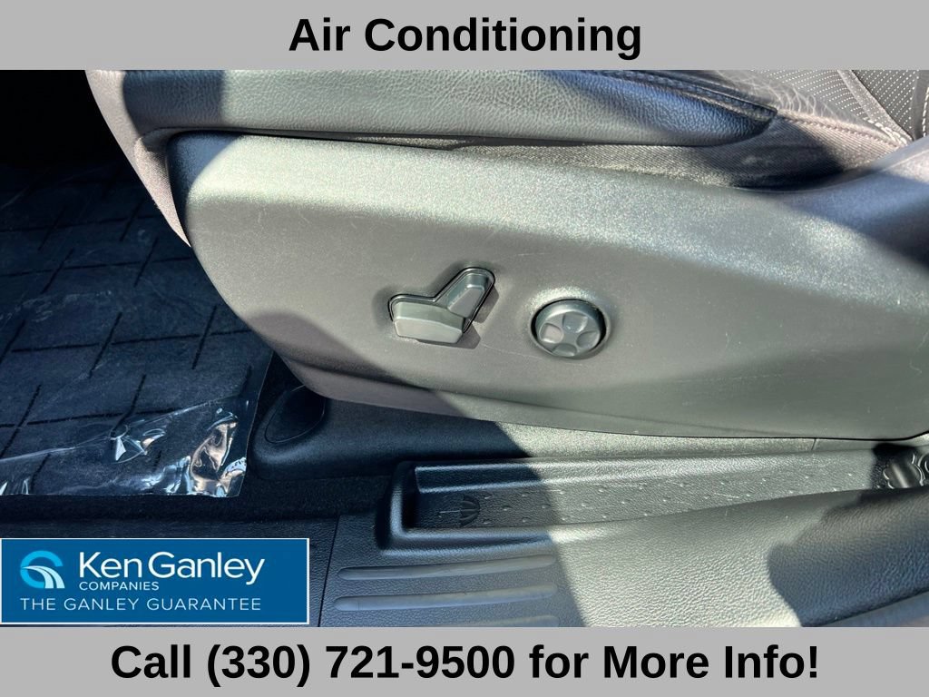 Used 2021 Chrysler Pacifica Touring-L w/ S Appearance Package FWD image 25