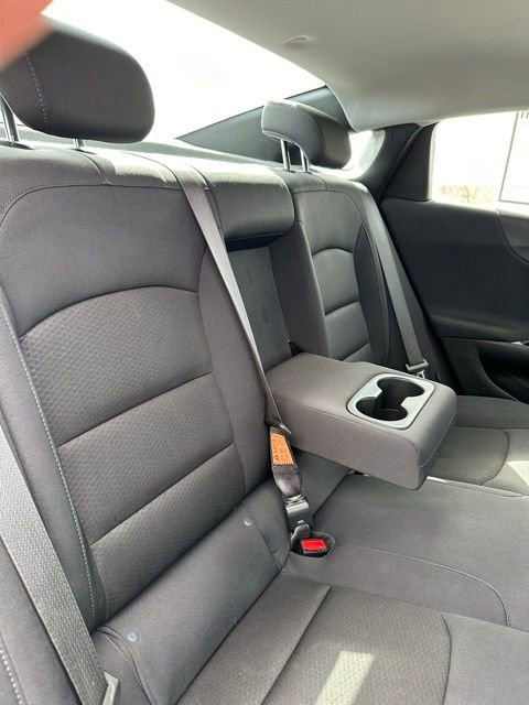 Used 2023 Chevrolet Malibu LT FWD image 15