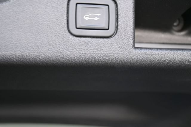 Used 2023 Chevrolet Equinox Premier AWD/4WD image 49