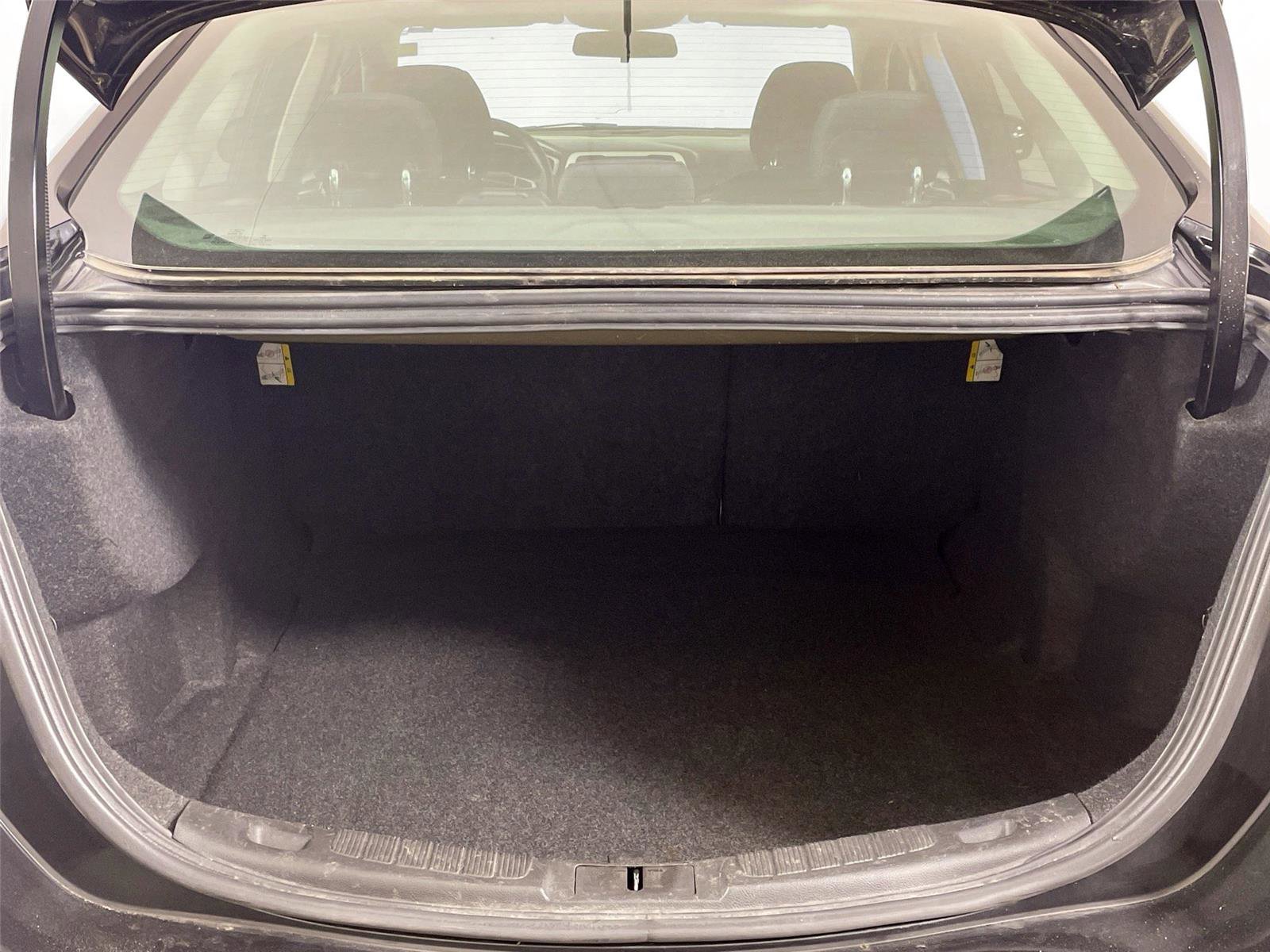 Used 2013 Ford Fusion SE FWD image 22