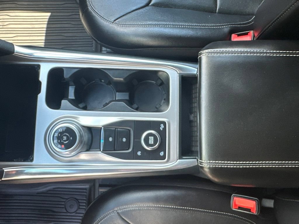 Used 2020 Ford Explorer Limited AWD/4WD image 38