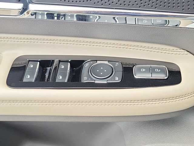 Certified 2024 Lincoln Corsair FWD image 18