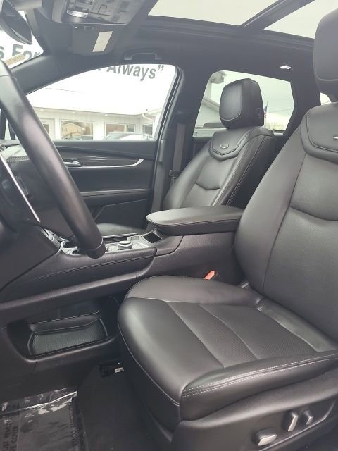 Used 2022 Cadillac XT5 Sportv image 14