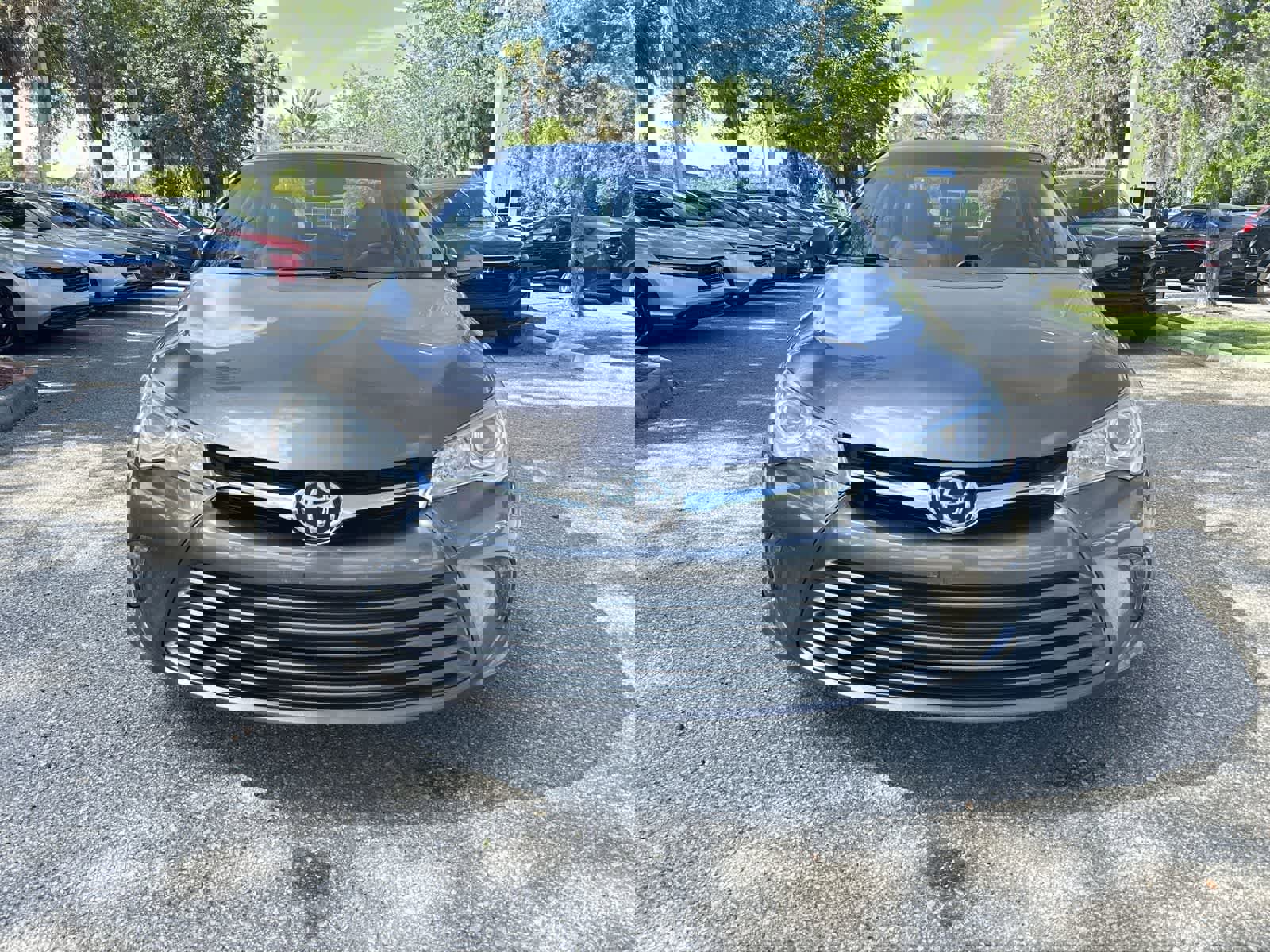 Used 2017 Toyota Camry XLE image 9