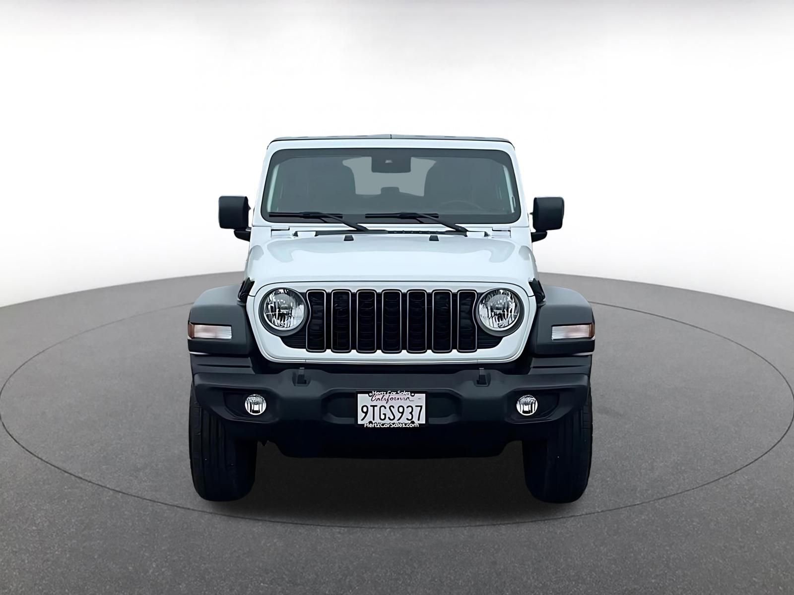 Used 2025 Jeep Wrangler Sport S image 3