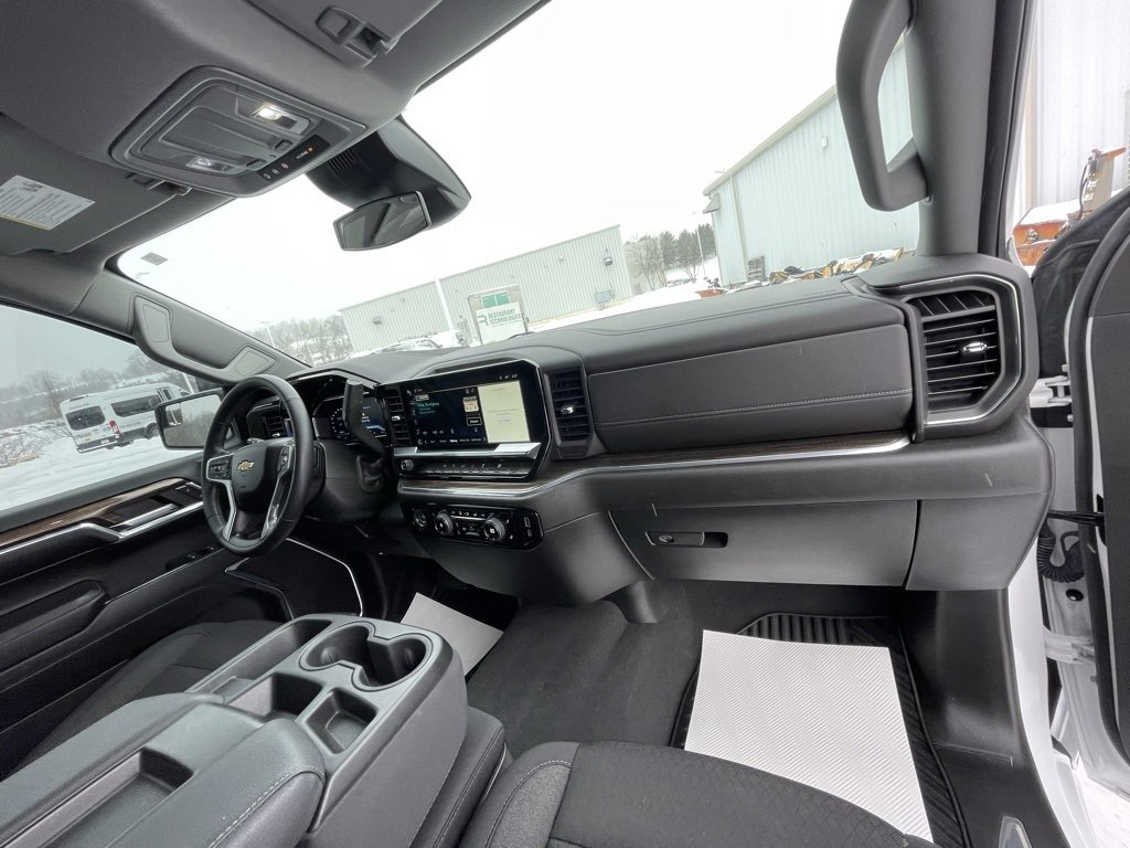 Certified 2024 Chevrolet Silverado 1500 LT image 11