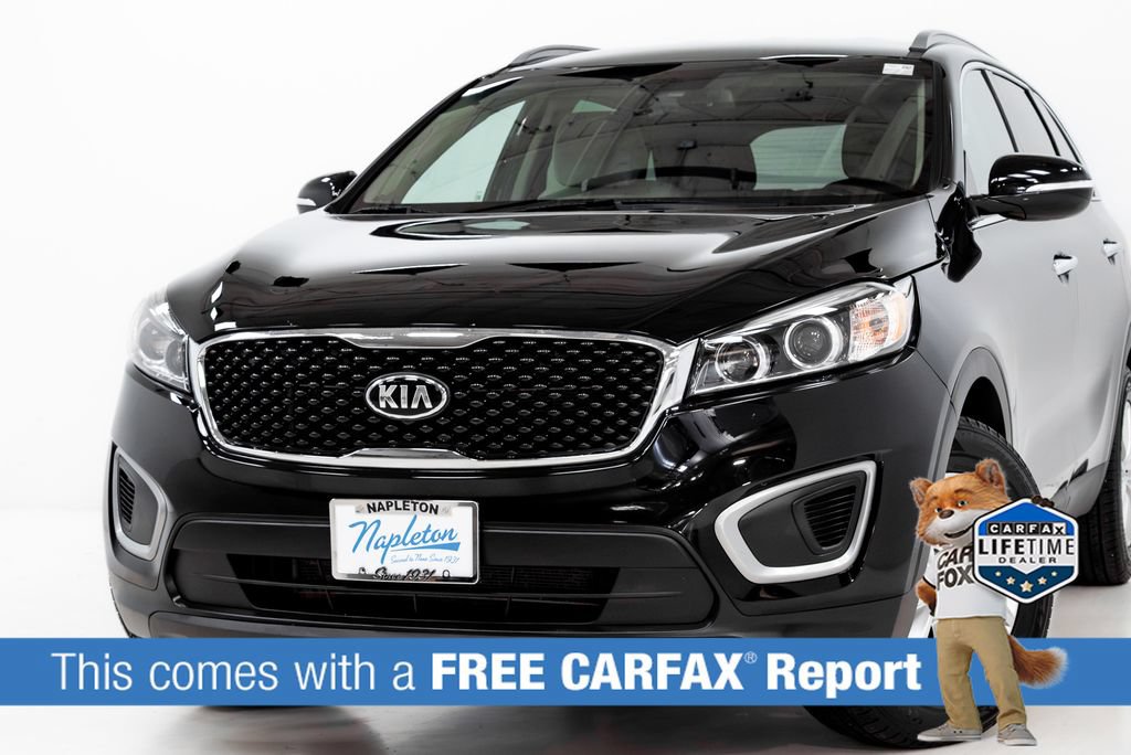Used 2016 Kia Sorento FWD w/ LX Convenience Package image 2