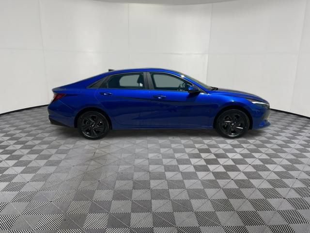 Certified 2023 Hyundai Elantra SEL FWD image 11