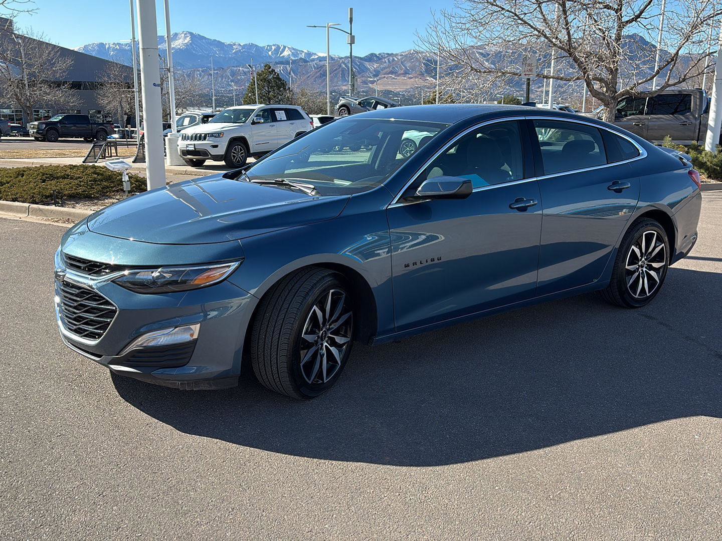 Used 2025 Chevrolet Malibu RS w/ LPO, Floor Liner Package image 3