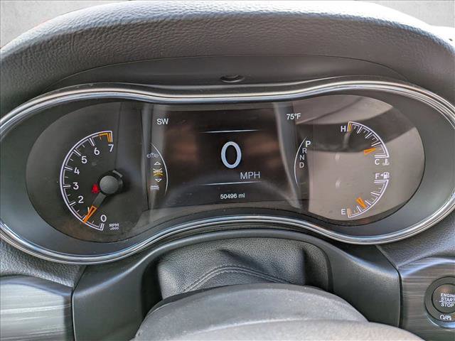 Used 2021 Jeep Grand Cherokee Laredo X image 11
