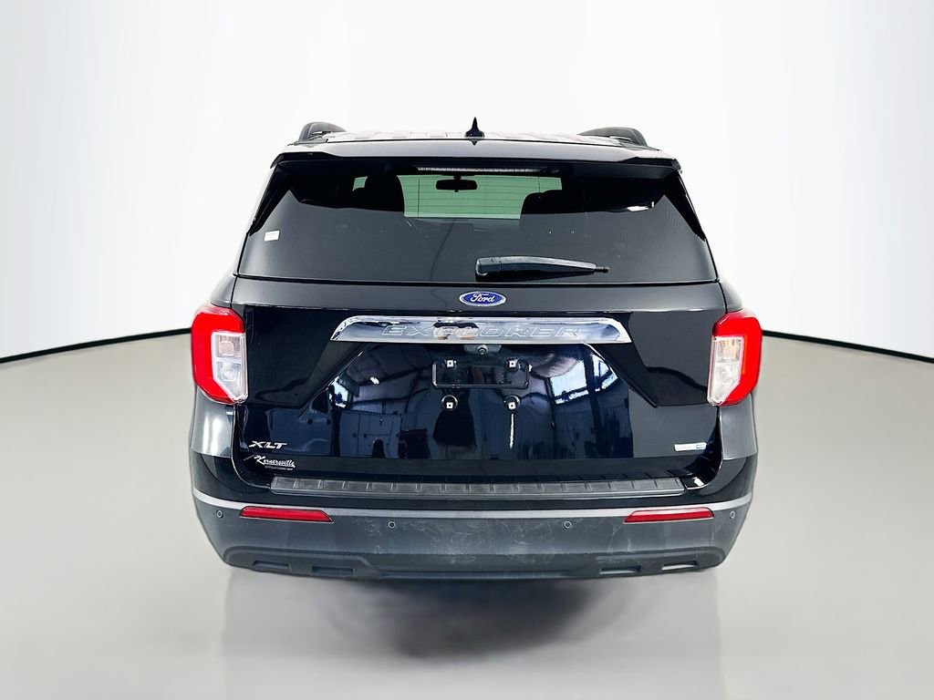 Used 2020 Ford Explorer XLT AWD/4WD image 6