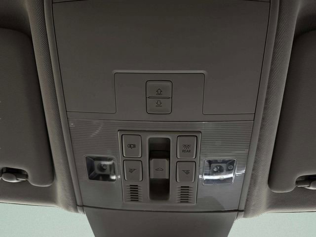 Used 2021 Volkswagen Atlas SEL Premium image 27