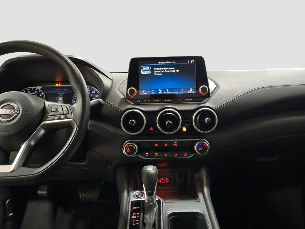 Used 2025 Nissan Sentra SV FWD image 16