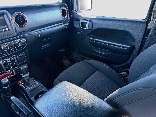 Used 2021 Jeep Gladiator Mojave w/ LED Lighting Group AWD/4WD image 25