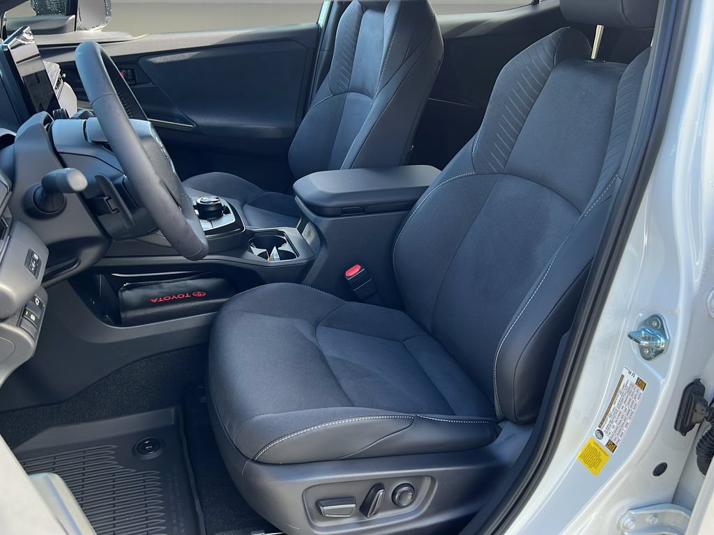 New 2026 Toyota C-HR AWD/4WD image 12