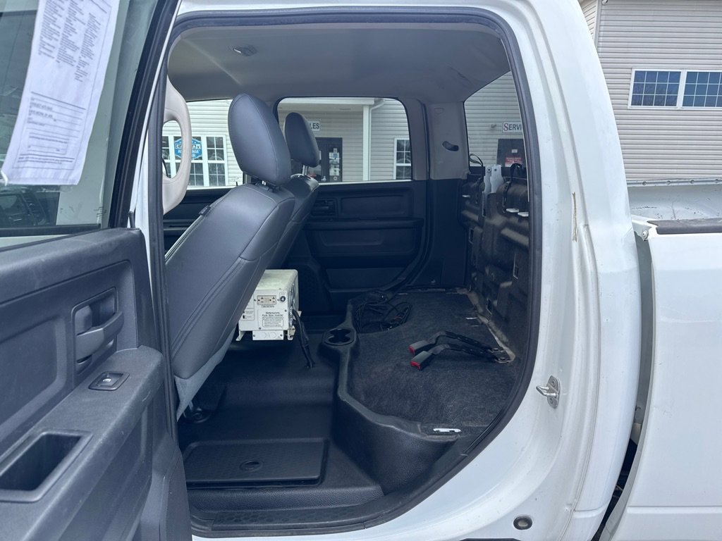 Used 2014 RAM 2500 ST AWD/4WD image 12