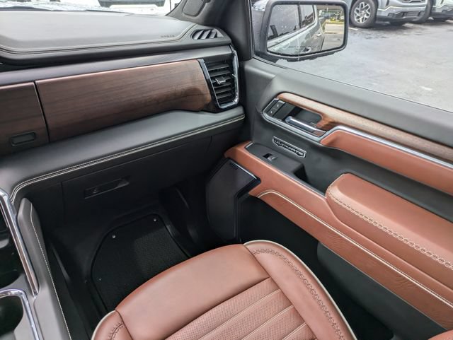 Used 2025 GMC Sierra 1500 Denali Ultimate AWD/4WD image 17